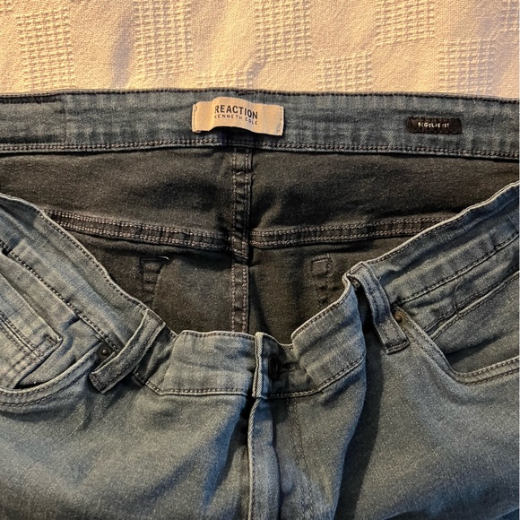 Kenneth Cole Reaction Men’s Jeans - Picture 4 of 7
